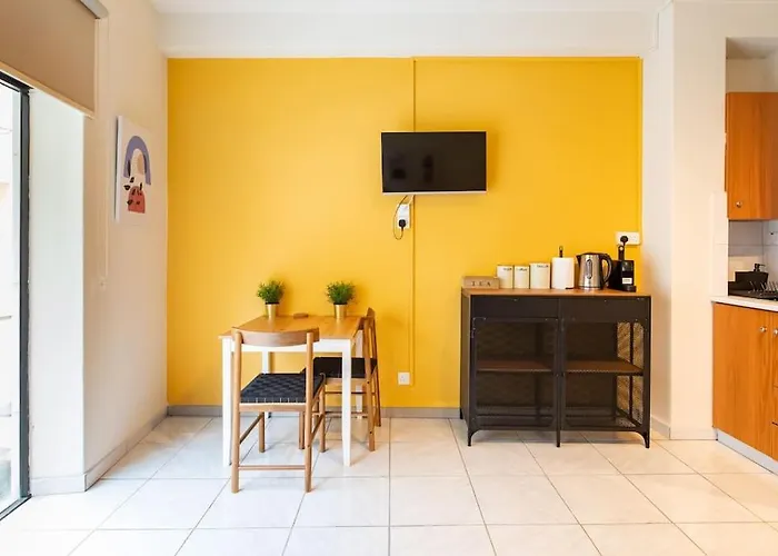 Διαμέρισμα Charming With Reading Nook & View *