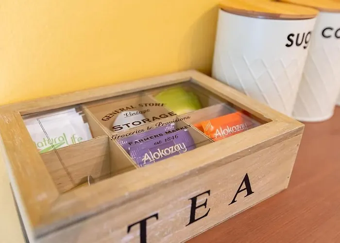 Charming With Reading Nook & View ニコシア